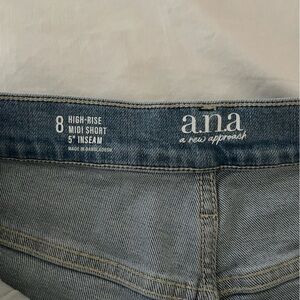 a.n.a High-Rise Denim Shorts - Medium Blue